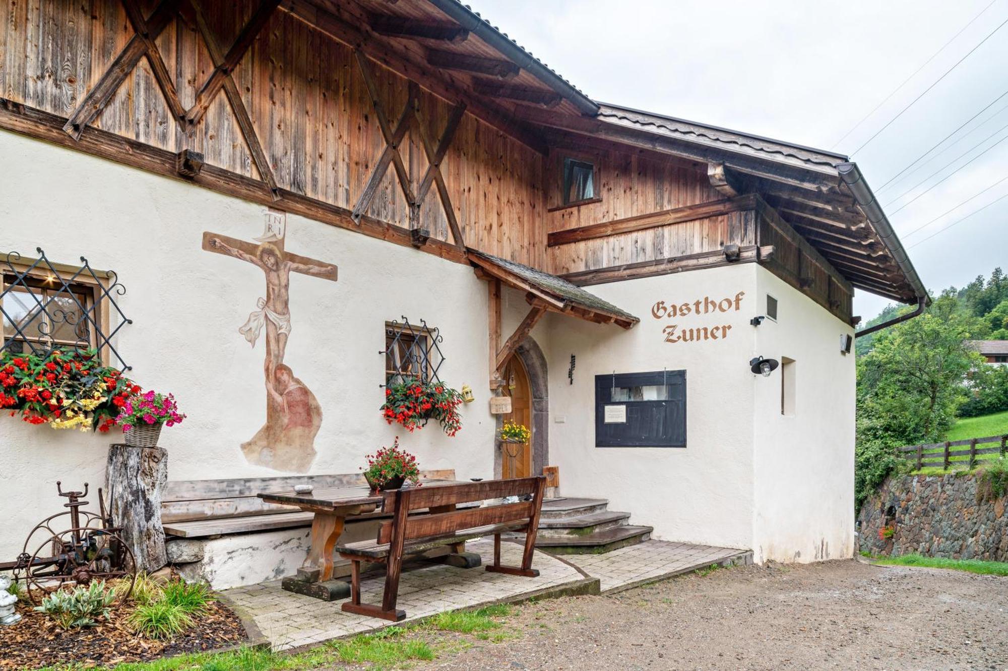 Zunerhof Studio Fenn Longostagno 外观 照片