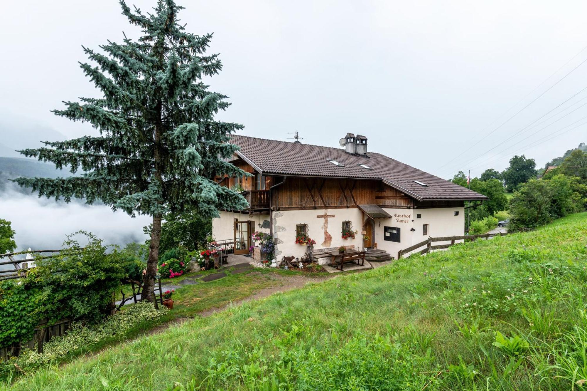 Zunerhof Studio Fenn Longostagno 外观 照片